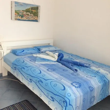 By The Sea - 5125 Apartment