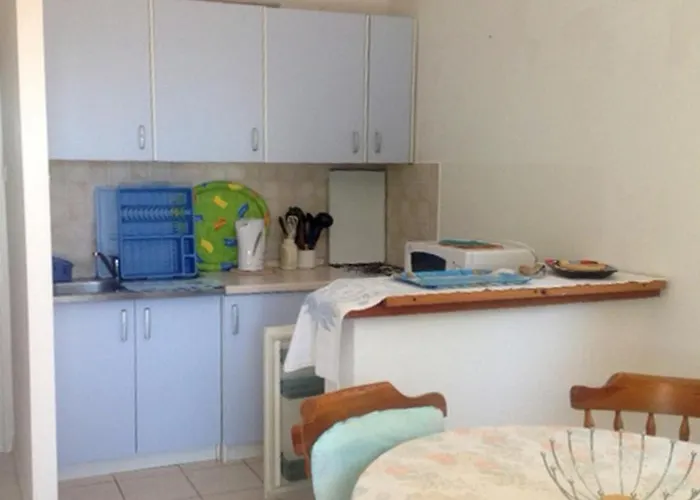 Apartman By The Sea - 5125 Murter