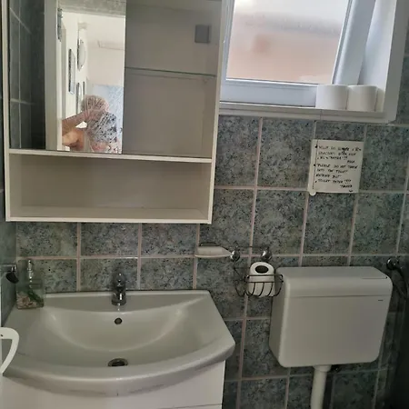 Lägenhet By The Sea - 5125